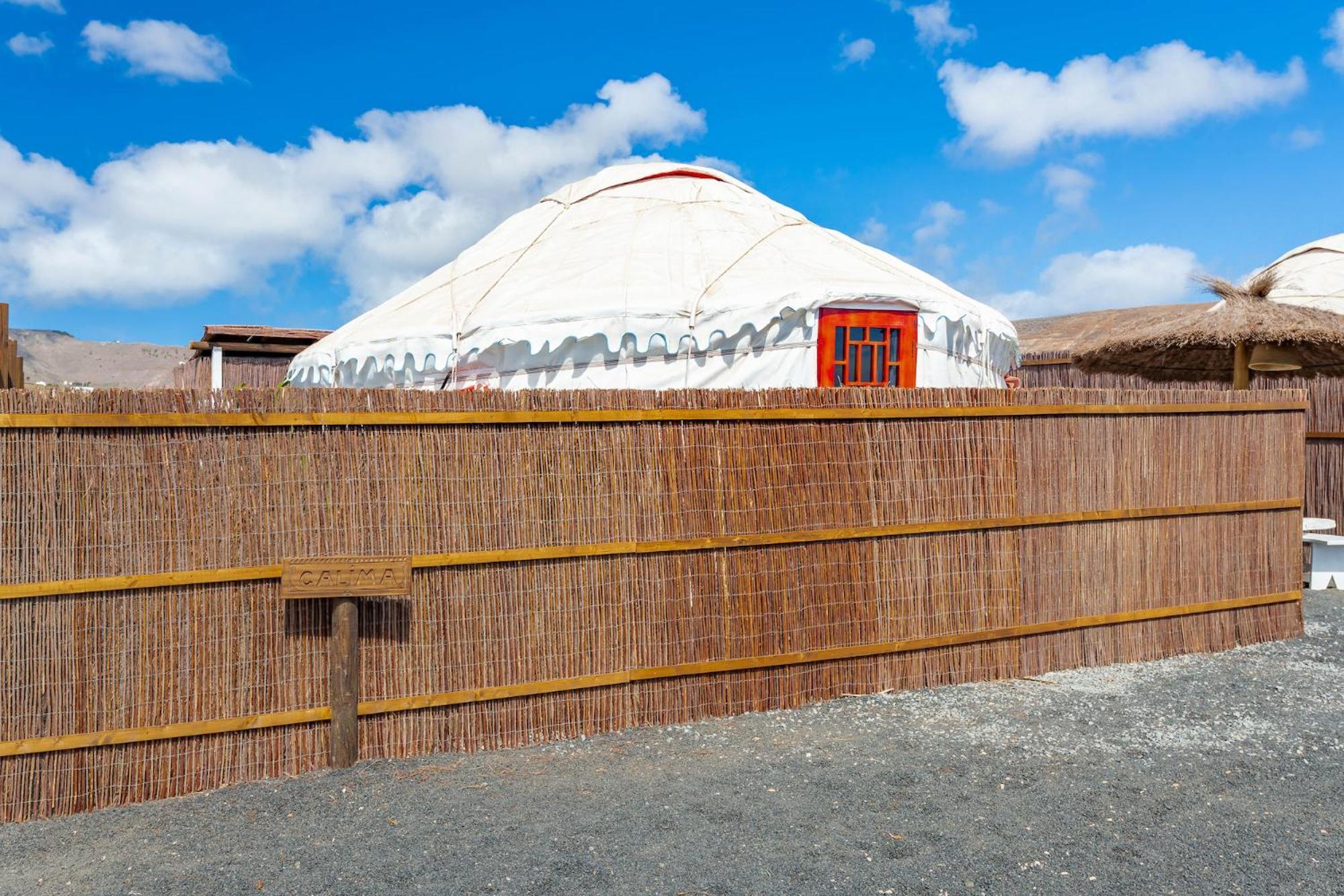 Finca De Arrieta Village - Yurts And Stone Cottages - Shared Pool - Walking Distance To Arrieta Beach - Eco Friendly Tabayesco Luaran gambar
