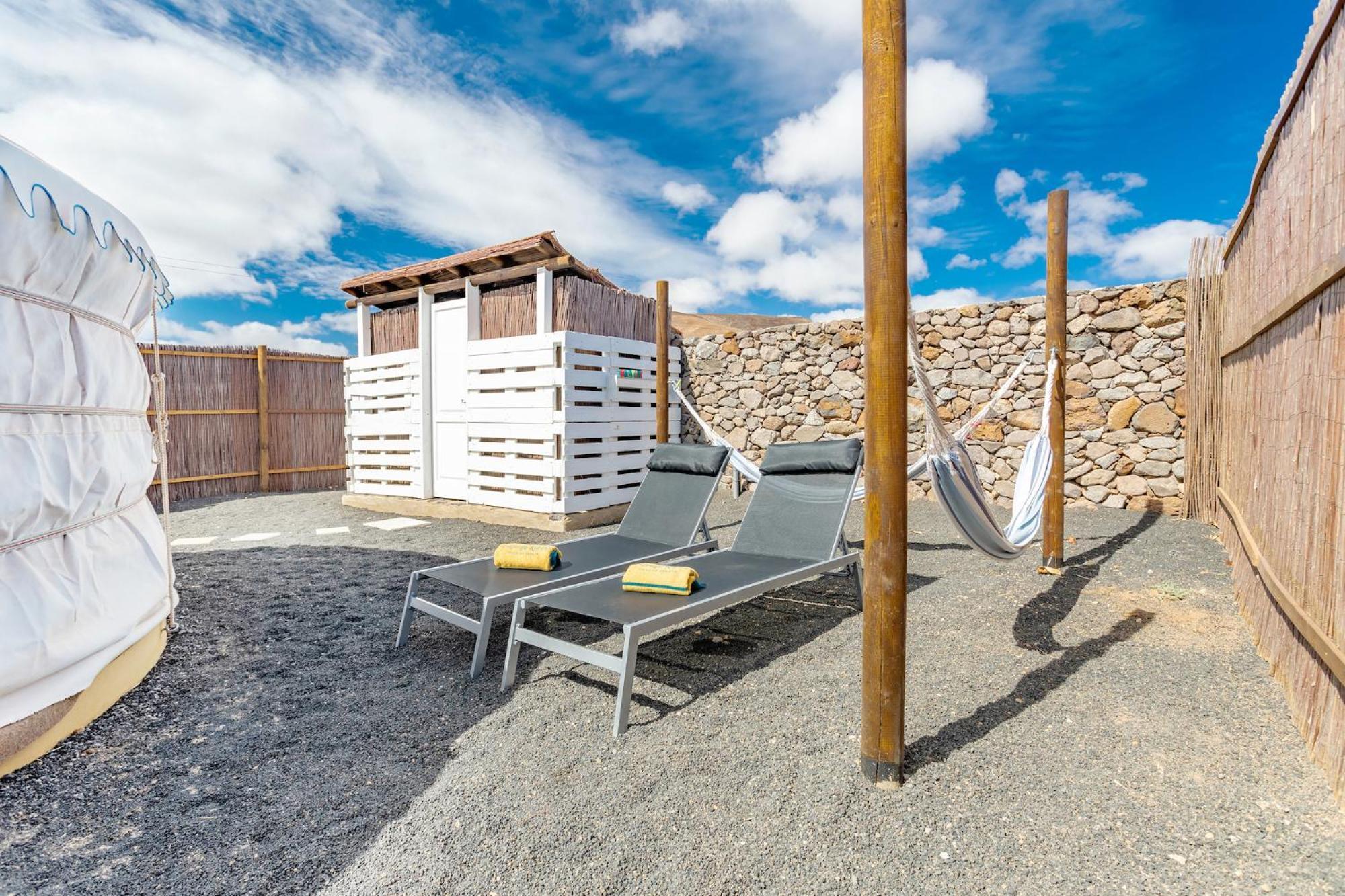 Finca De Arrieta Village - Yurts And Stone Cottages - Shared Pool - Walking Distance To Arrieta Beach - Eco Friendly Tabayesco Luaran gambar
