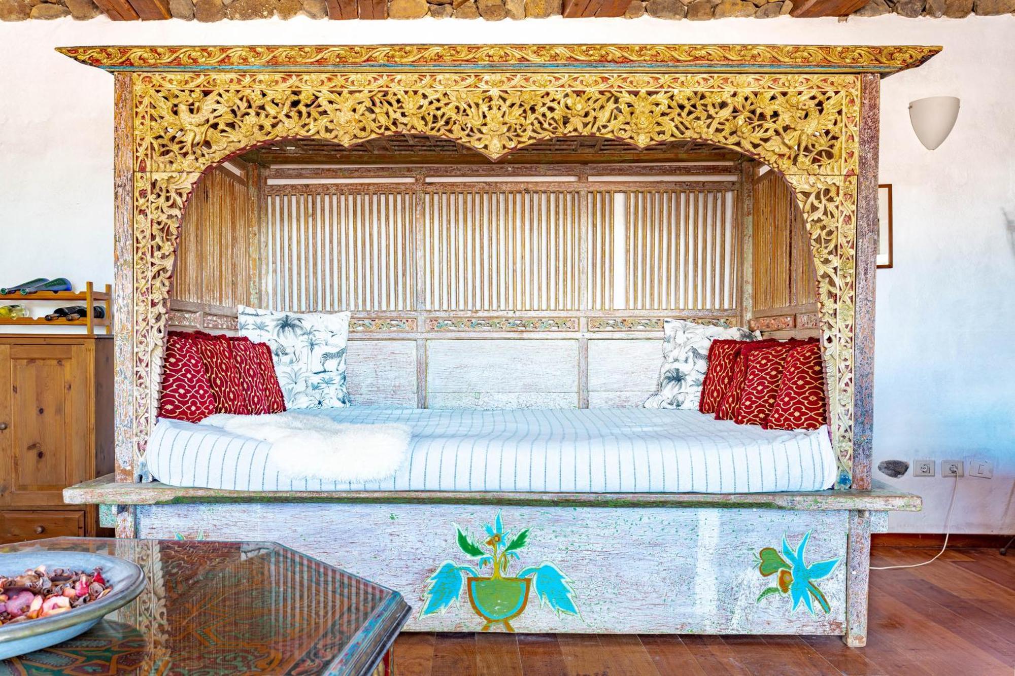 Finca De Arrieta Village - Yurts And Stone Cottages - Shared Pool - Walking Distance To Arrieta Beach - Eco Friendly Tabayesco Luaran gambar