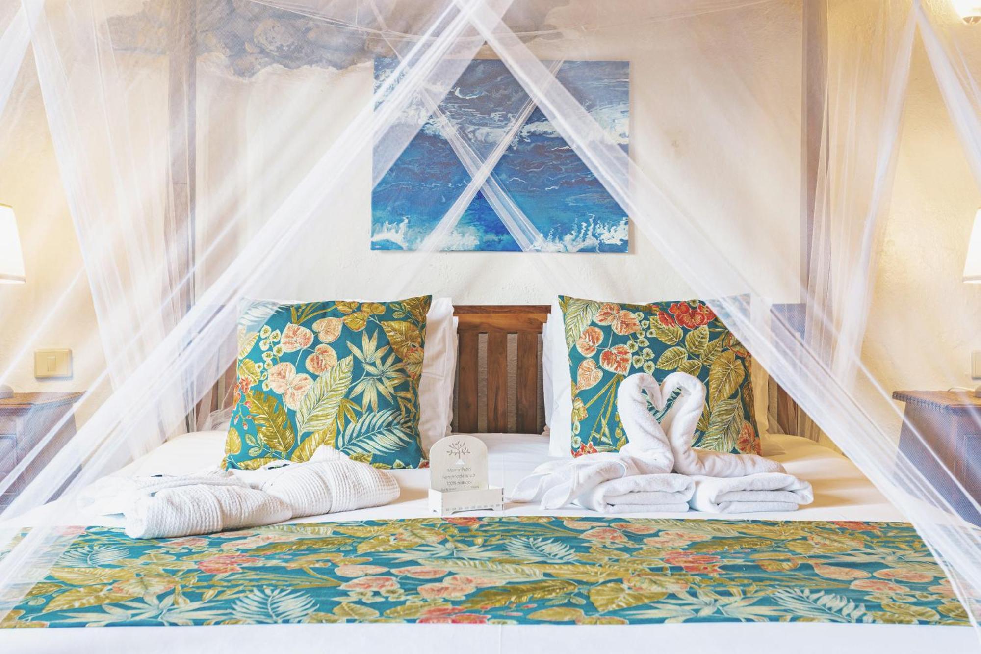 Finca De Arrieta Village - Yurts And Stone Cottages - Shared Pool - Walking Distance To Arrieta Beach - Eco Friendly Tabayesco Luaran gambar